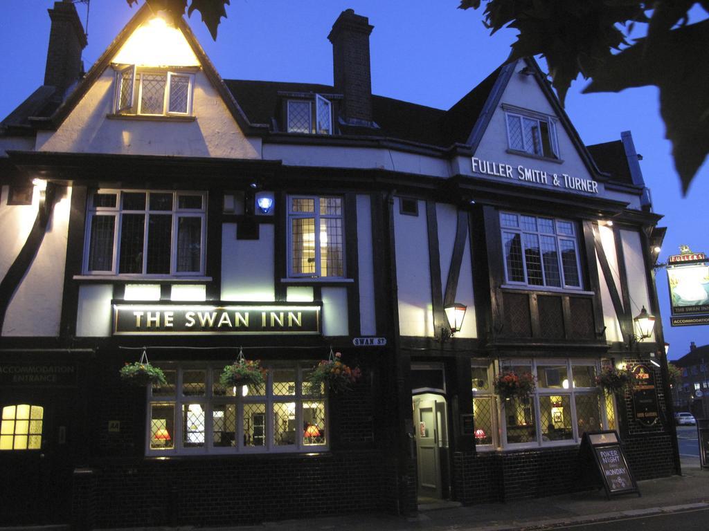 The Swan Inn Pub Isleworth Eksteriør bilde
